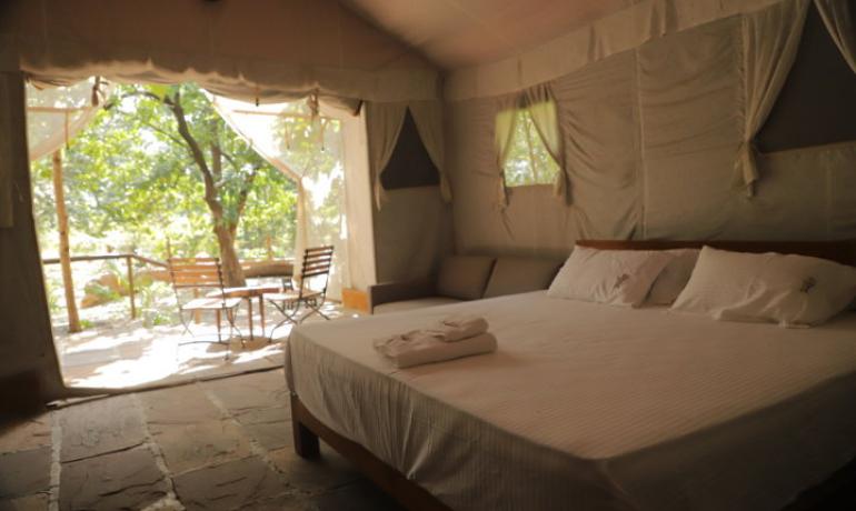 SAFARI COTTAGE WITH JACCUZI
