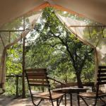 SAFARI COTTAGE WITH JACCUZI