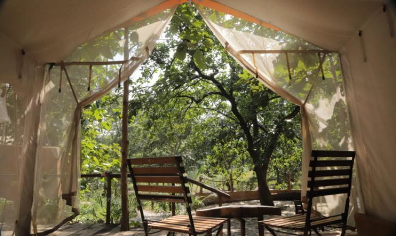 SAFARI COTTAGE WITH JACCUZI