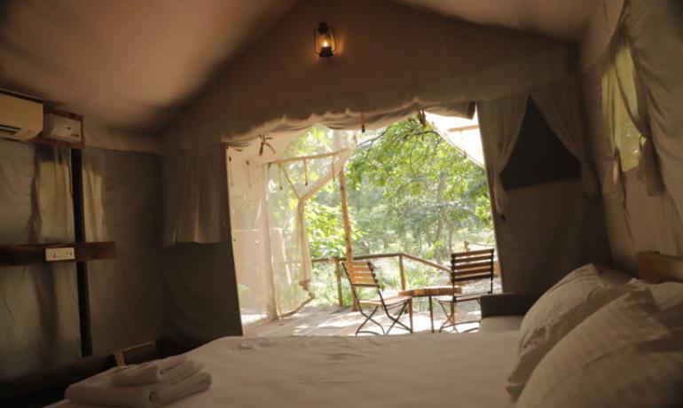 SAFARI COTTAGE WITH JACCUZI